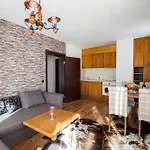 Cornelia Deluxe Apartmanhotel Banszko
