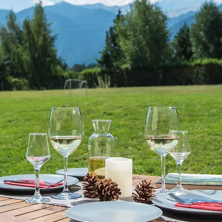Lägenhetshotell Cornelia Deluxe 3*