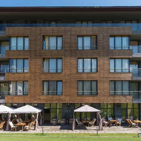 Cornelia Deluxe Апарт-отель Банско