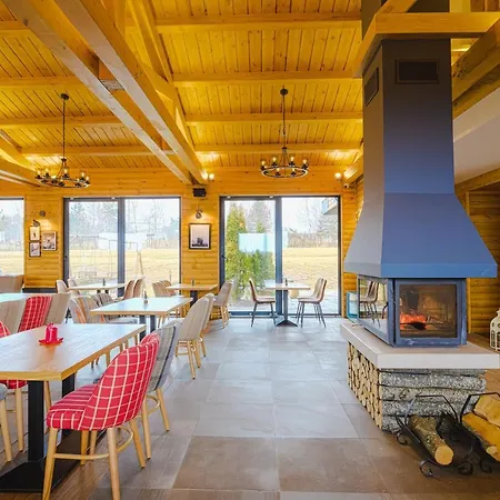Cornelia Deluxe Lägenhetshotell Bansko