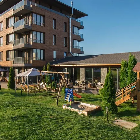 Cornelia Deluxe Lejlighedshotel