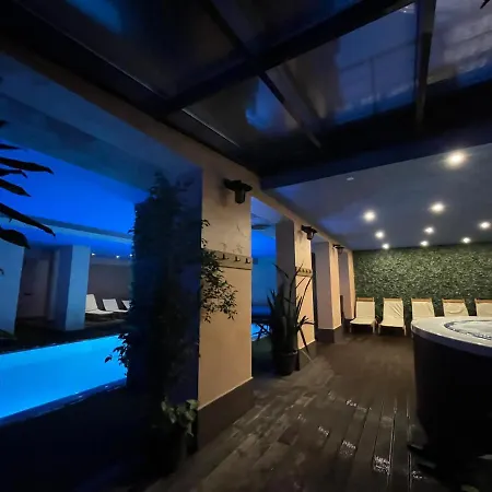 Cornelia Deluxe Aparthotel Bansko