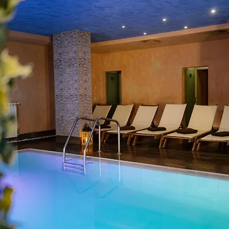 Cornelia Deluxe Aparthotel Bansko