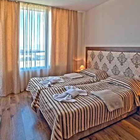 Aparthotel Cornelia Deluxe