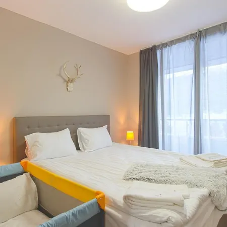 Cornelia Deluxe Lejlighedshotel 3*